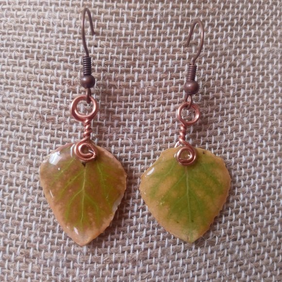Colorado All Natural Small Aspen Leaf Copper Earrings - Picture 5 of 7